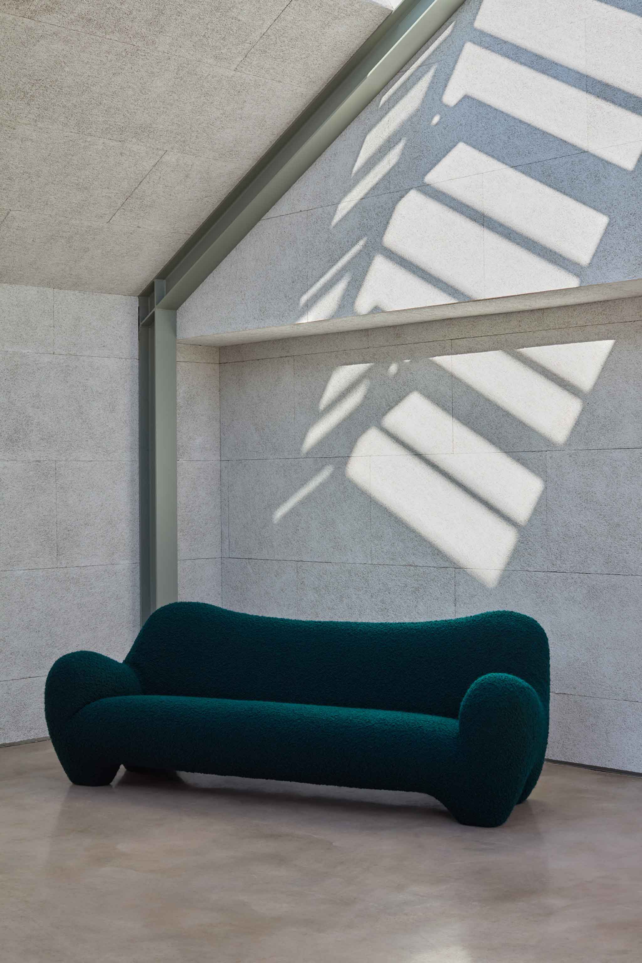 Gummy Sofa 2.4