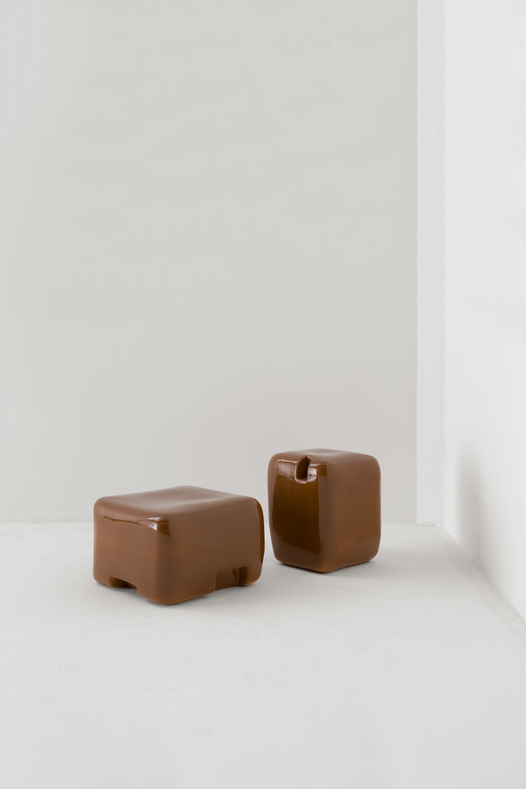 Cobble Tall Side Table & Stool